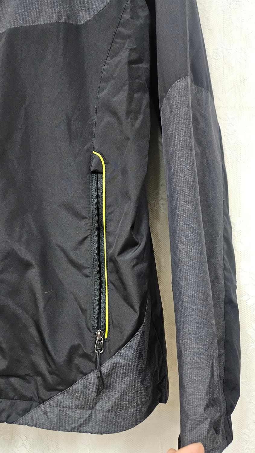 아이더   여성 바람막이  상품이미지5