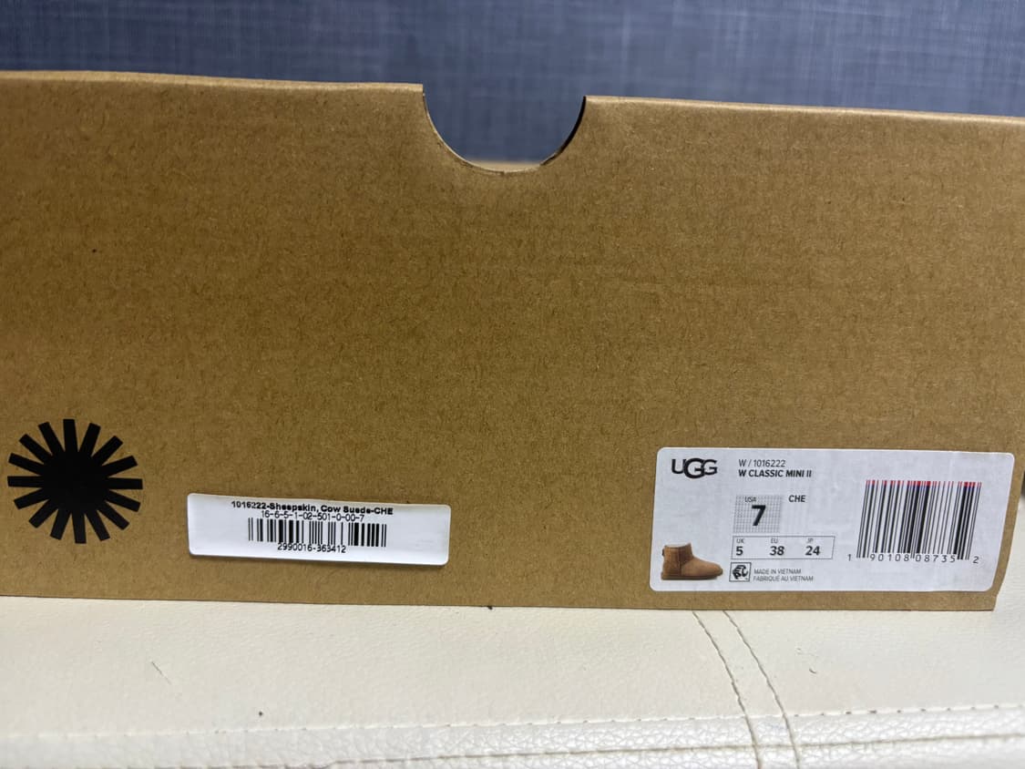 ugg 어그 클래식 부츠 팝니다(미착용) 상품이미지4