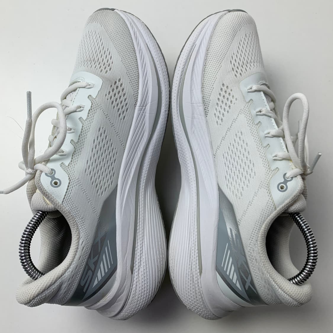 [240/정품] 스케쳐스 맥스쿠션 프로펄션 여성 운동화 신발
 상품이미지4