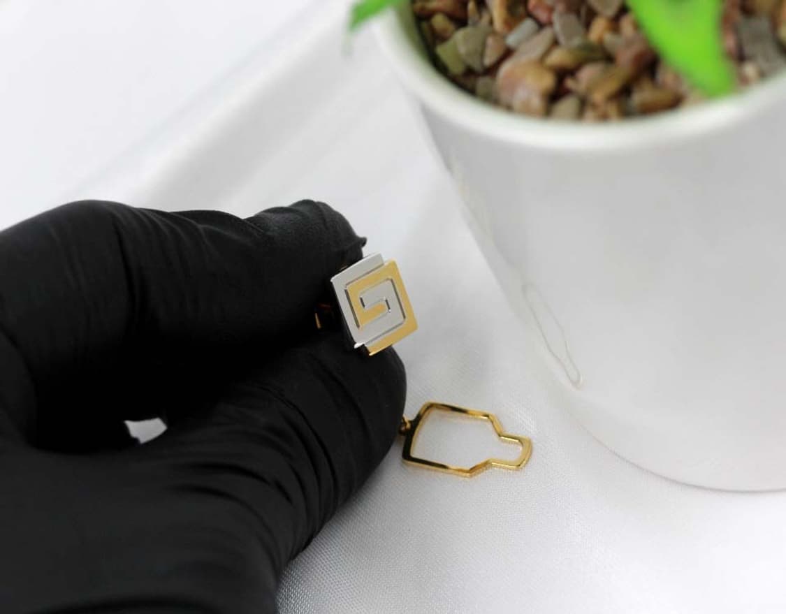 지방시 A-등급 남자 명품 커프스 뱃지 핀 포인트 상품이미지8