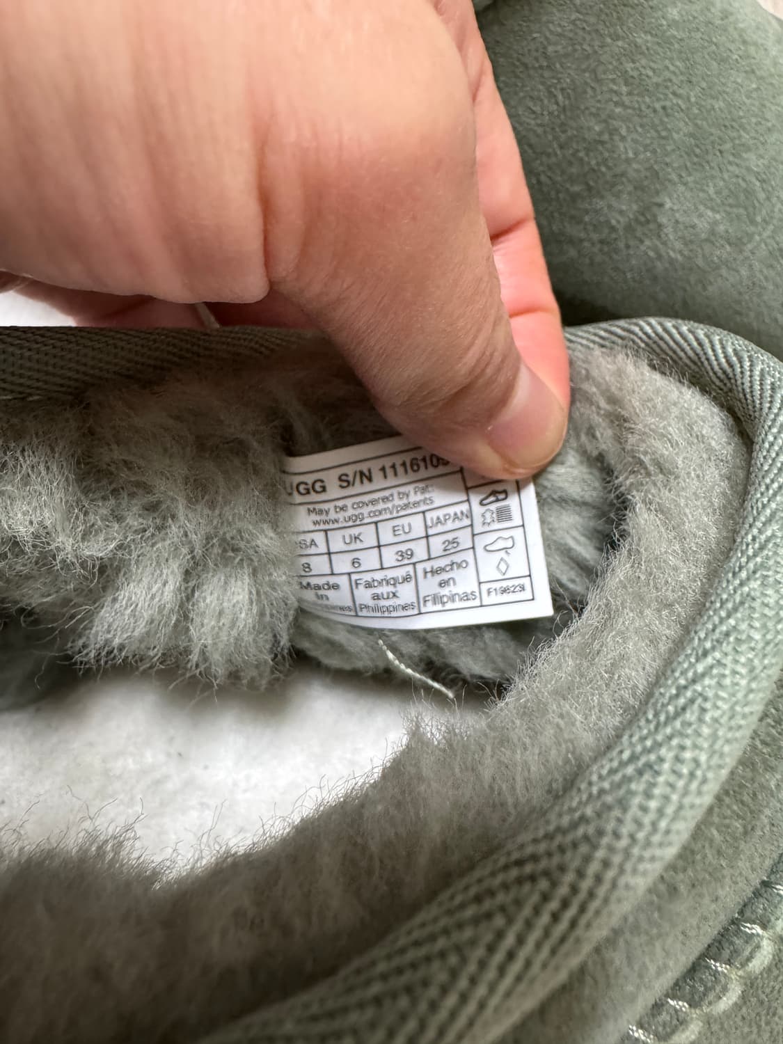 UGG 어그 클래식 울트라 미니 부츠 올리브 US8 상품이미지4