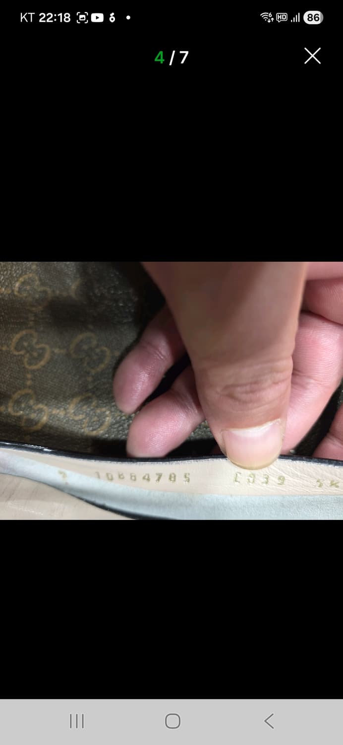 페라가모 바라 유광 펌프스 상품이미지4