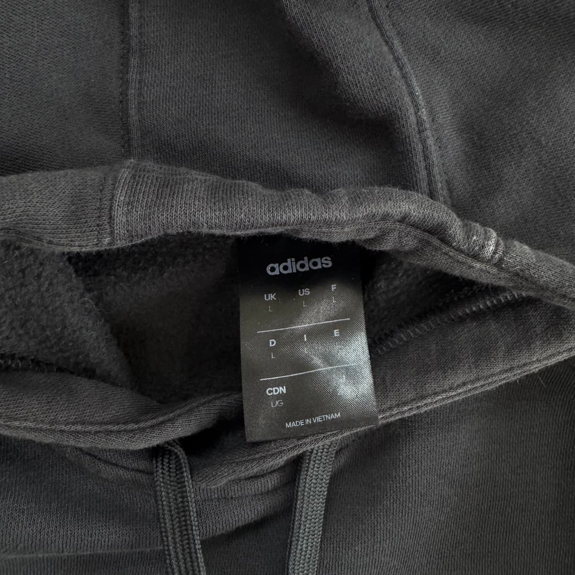 Adidas 아디다스 블랙 스펠아웃 로고 차콜 후드티 상품이미지5