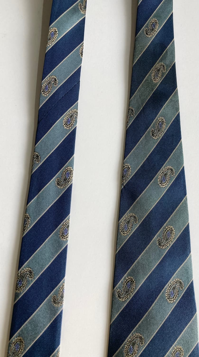 입생로랑 넥타이 상품이미지9