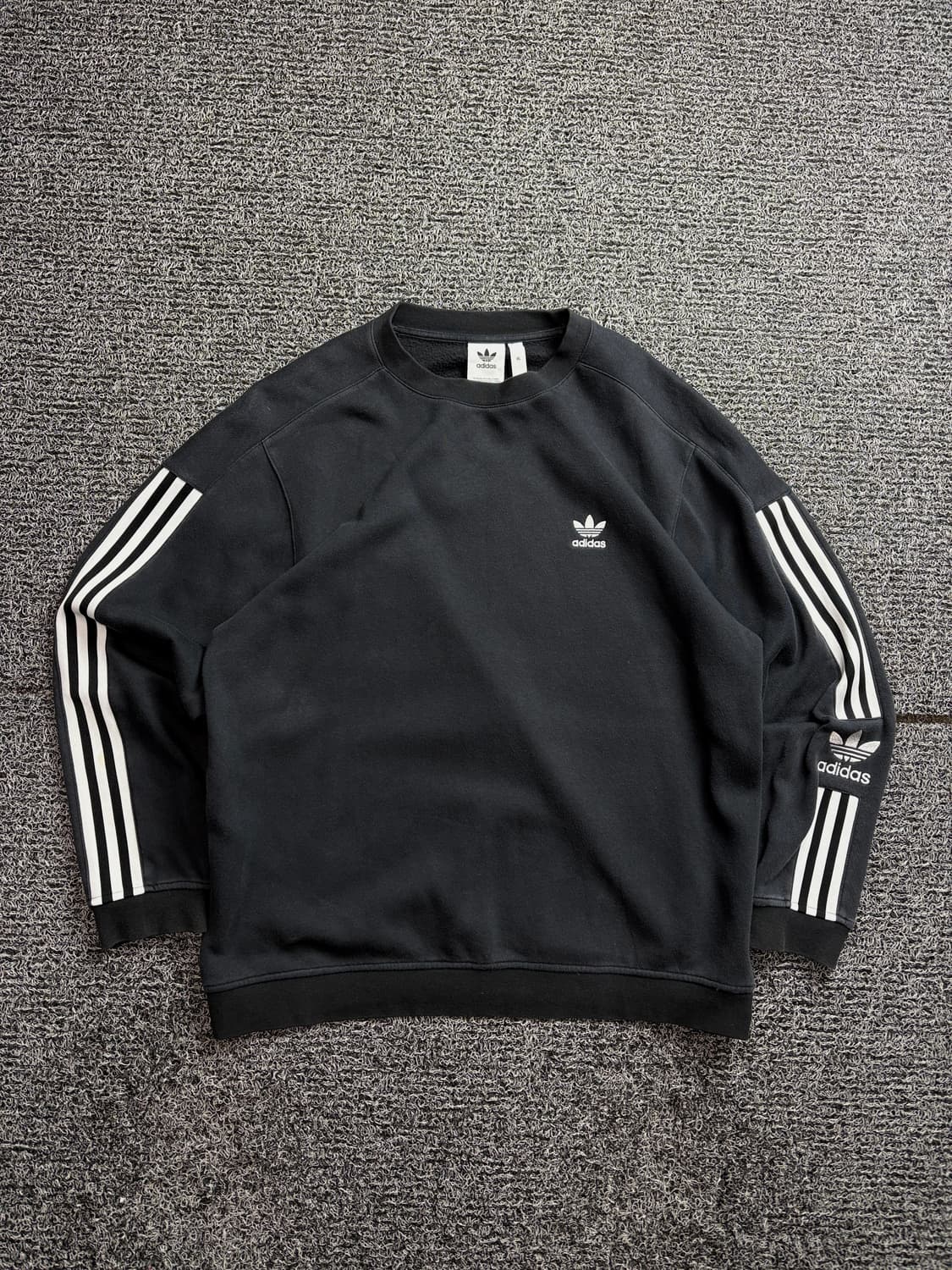 아디다스 아디컬러 클래식 락업 크루 맨투맨 2563 상품이미지2