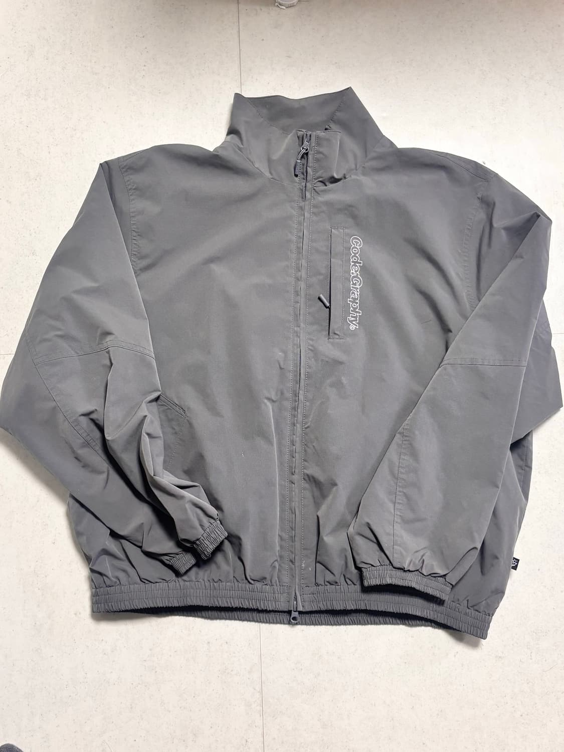 코드그라피 바람막이 상품이미지1