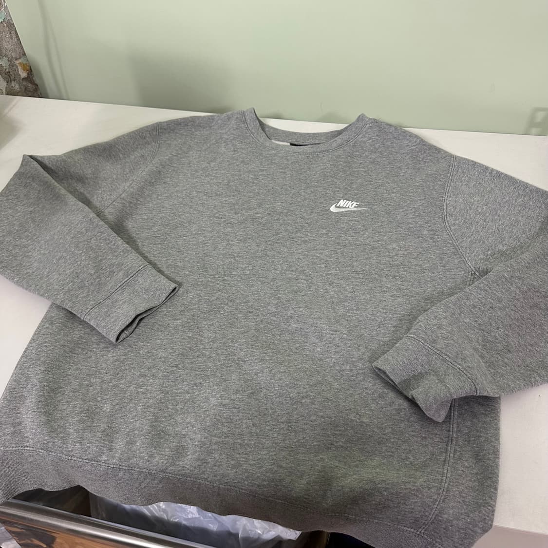100 M 나이키 USA 기본로고 그레이 오버핏 코튼 맨투맨 상품이미지3