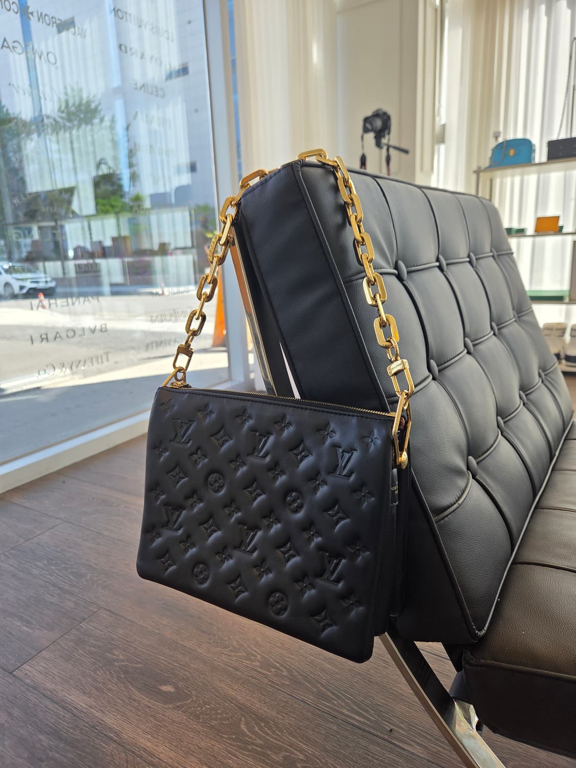 루이비통 쿠상PM 체인 숄더백 M21260 상품이미지9