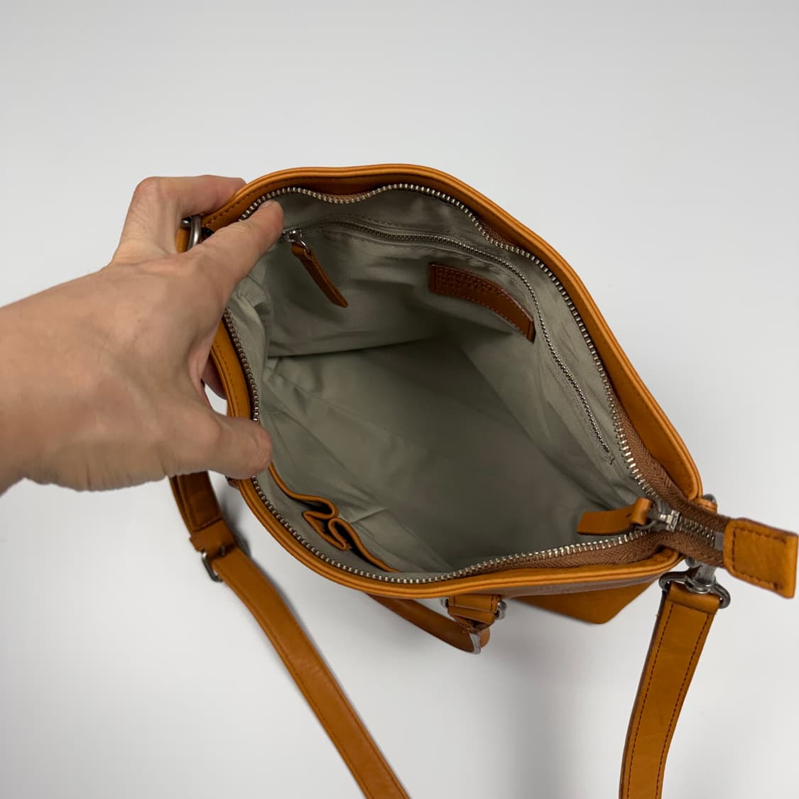 마가렛호웰 가죽 2way 숄더백 상품이미지7