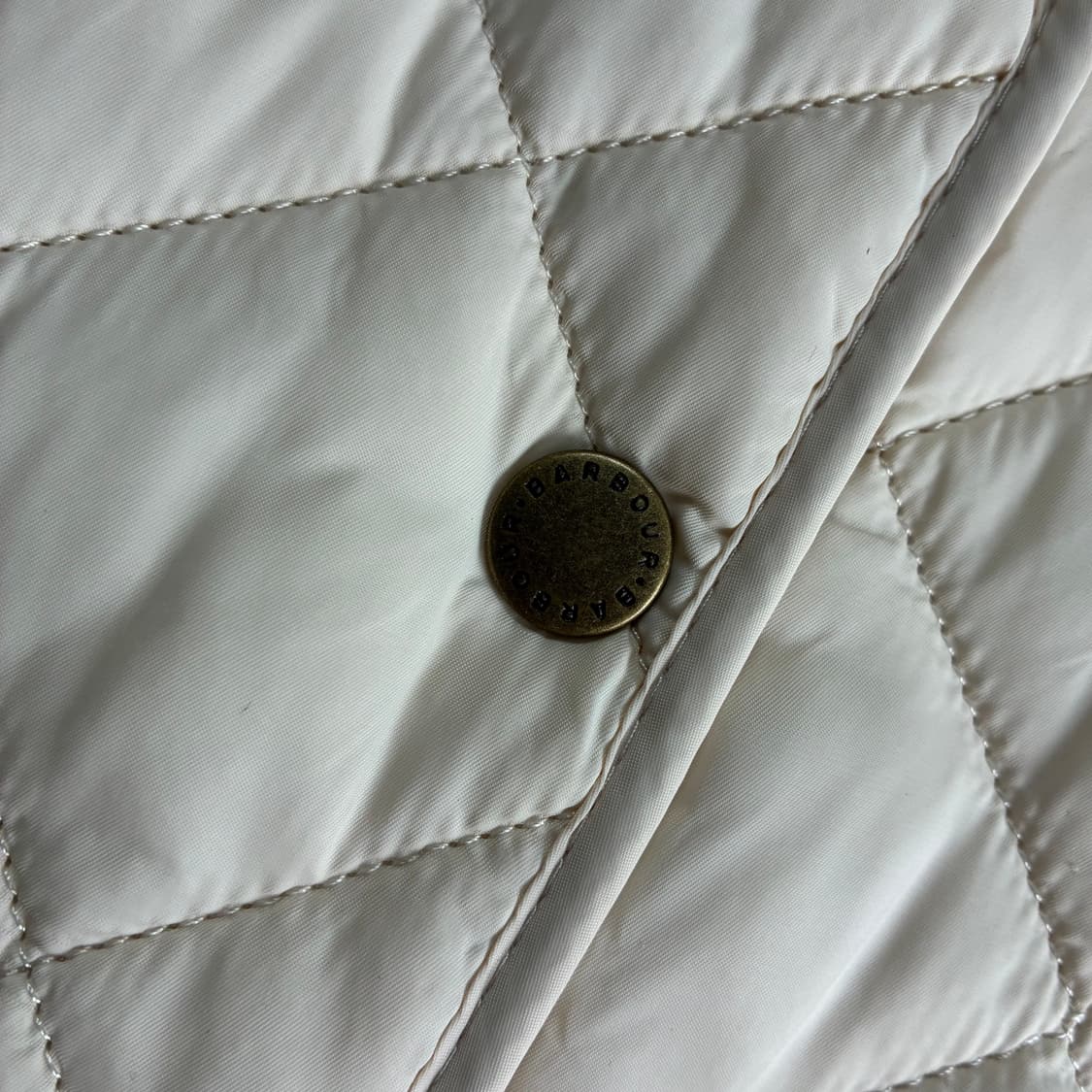 Barbour  바버 코듀로이 카라 아이보리 퀼트 자켓 상품이미지4
