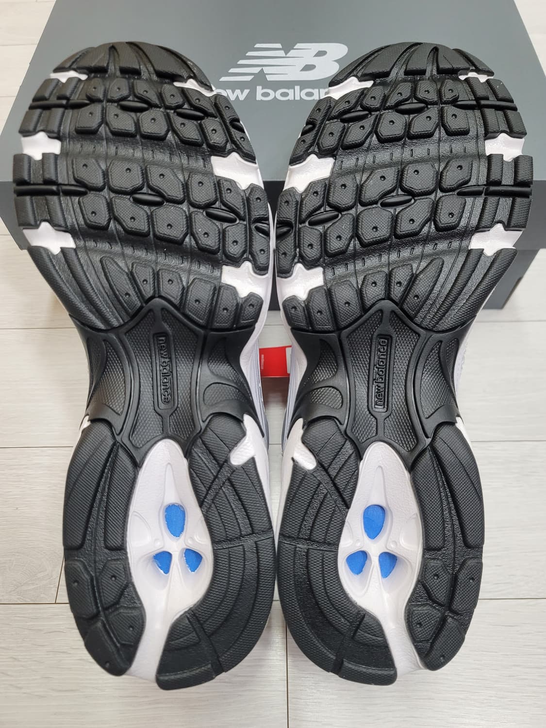 (270)뉴발란스 530 화이트 실버[대전 직거래도 가능] 상품이미지8