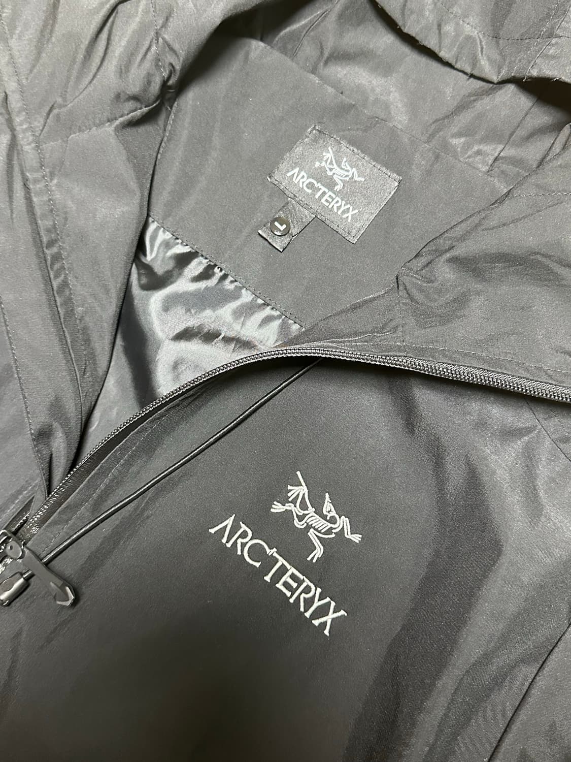 [L] 아크테릭스 후디 바람막이 블랙 자켓 판매 상품이미지2