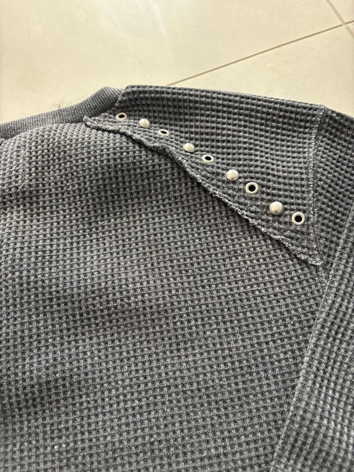 THERMAL MULTI-STUD HENRY NECK 상품이미지9