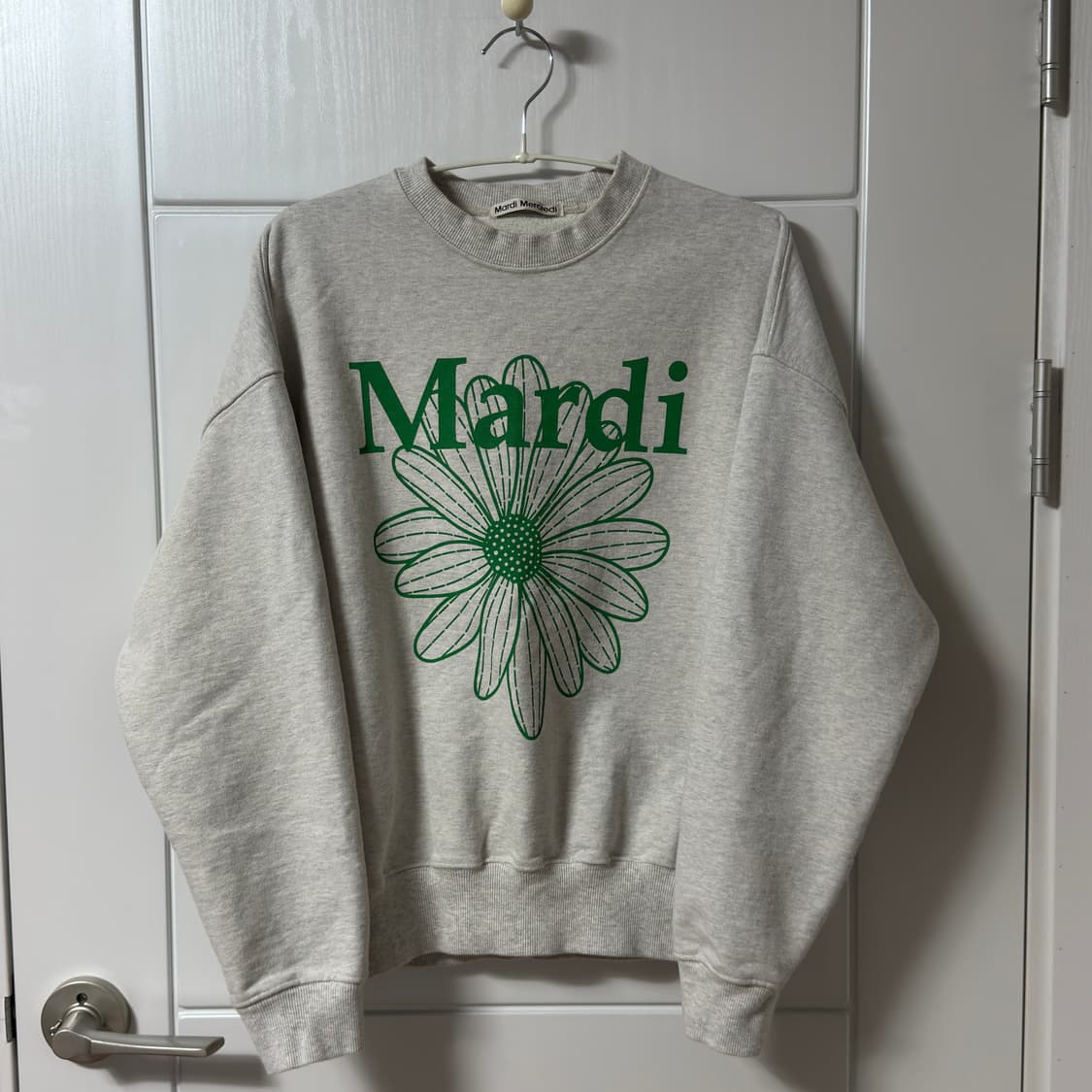 마르디 메르크디 플라워 맨투맨 상품이미지2