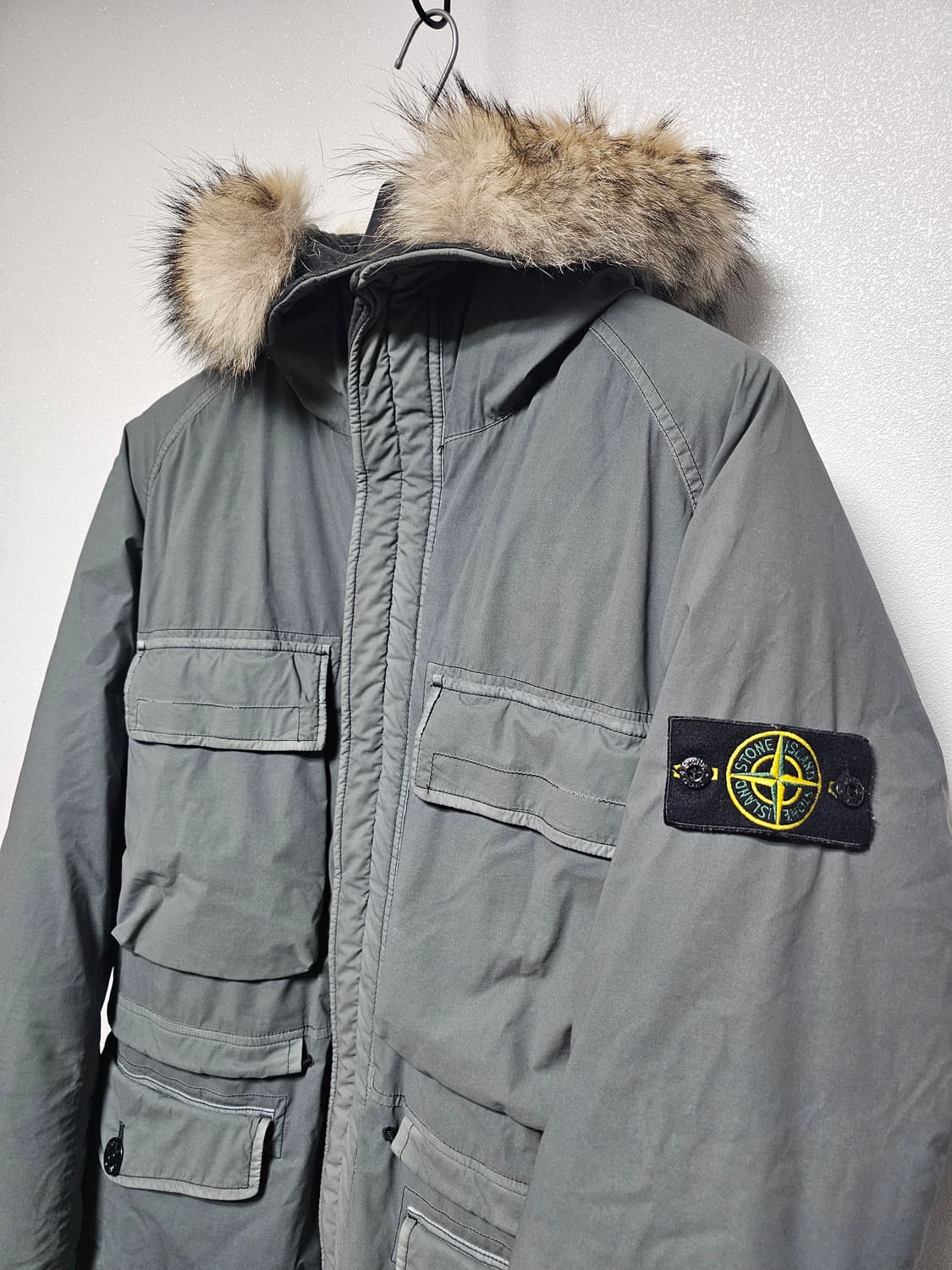 스톤아일랜드 무솔라 고마타 패딩 상품이미지10