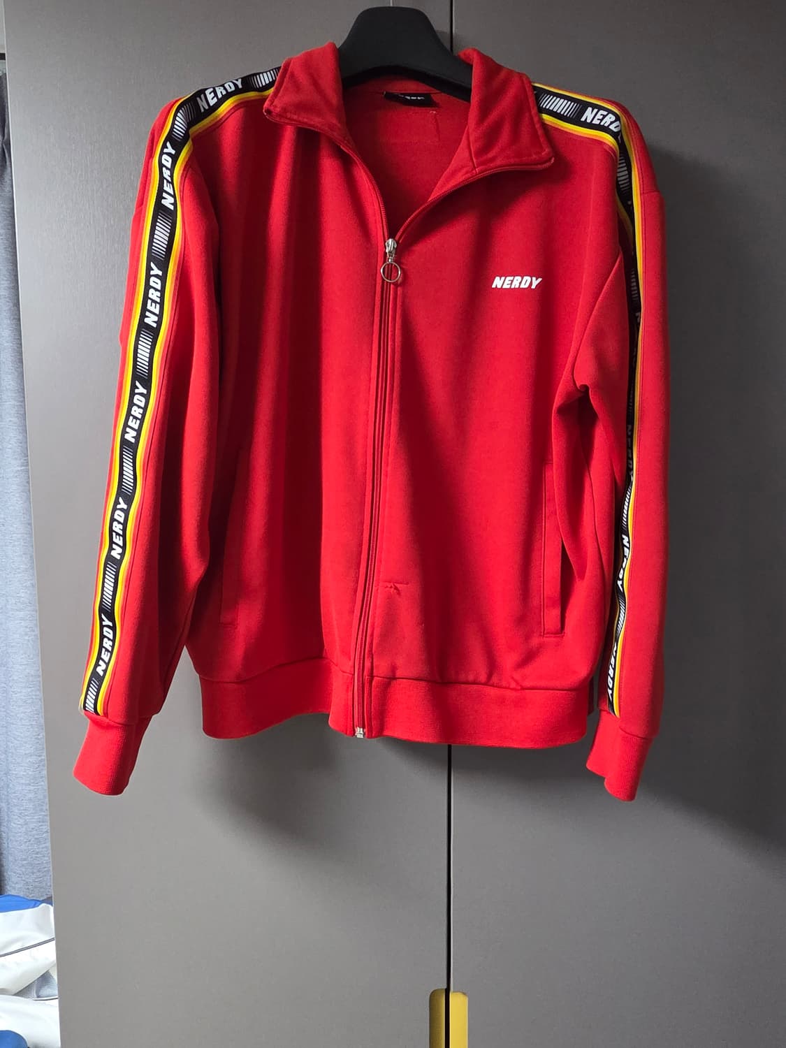 널디 로고 테잎 트랙탑 레드 상품이미지1
