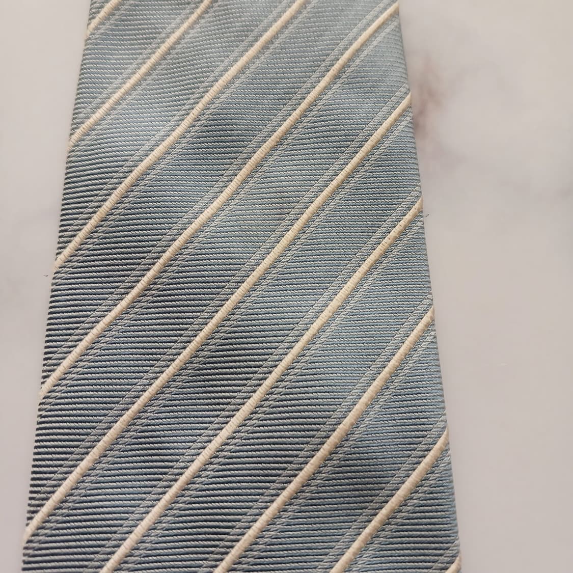 에스 티 듀퐁 실크 스트라이프 넥타이 9.1cm A등급 A18609
 상품이미지9