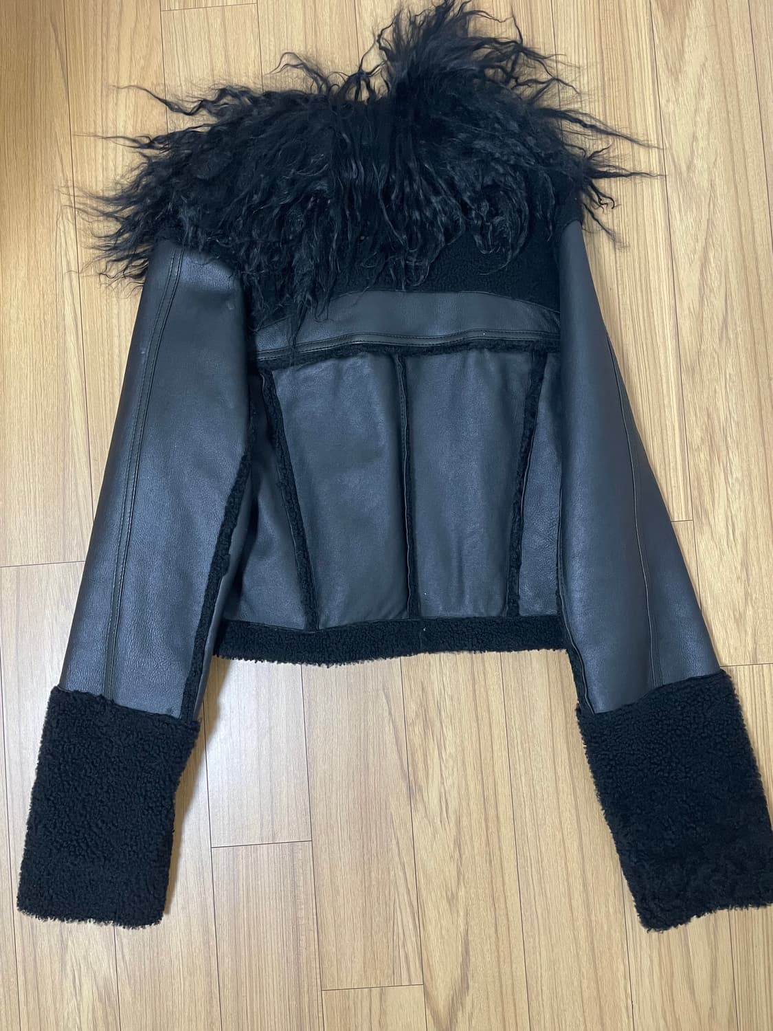 SJYP 스티브제이앤요니피 양가죽 무스탕 상품이미지2