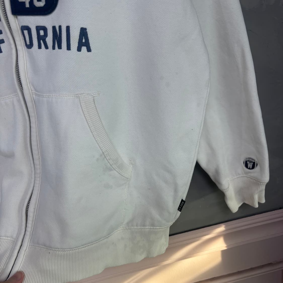 후아유 후드집업 화이트 상품이미지3