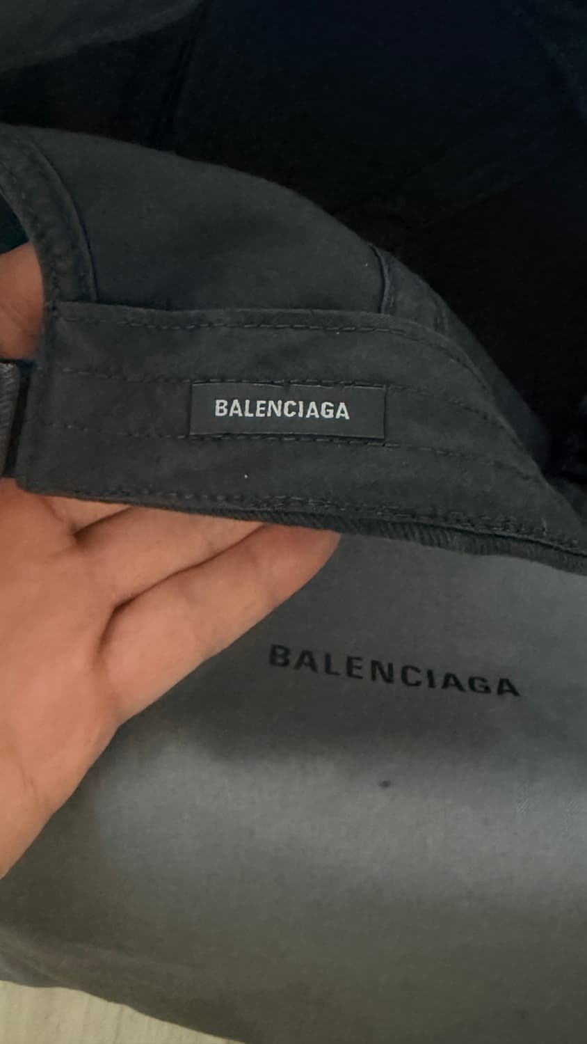 발렌시아가 노로고캡 상품이미지4