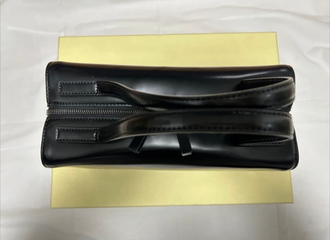 파사드패턴 파운드백 블랙 (상자, 더스트백 포함) 상품이미지3