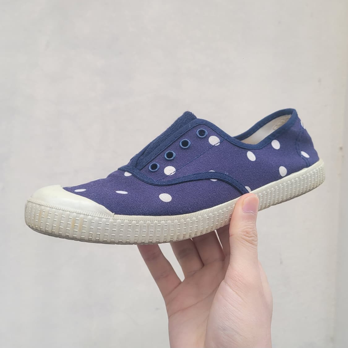 꼼데가르송 빅토리아 도트 캔버스 스니커즈 38 ( 240 ) 상품이미지1