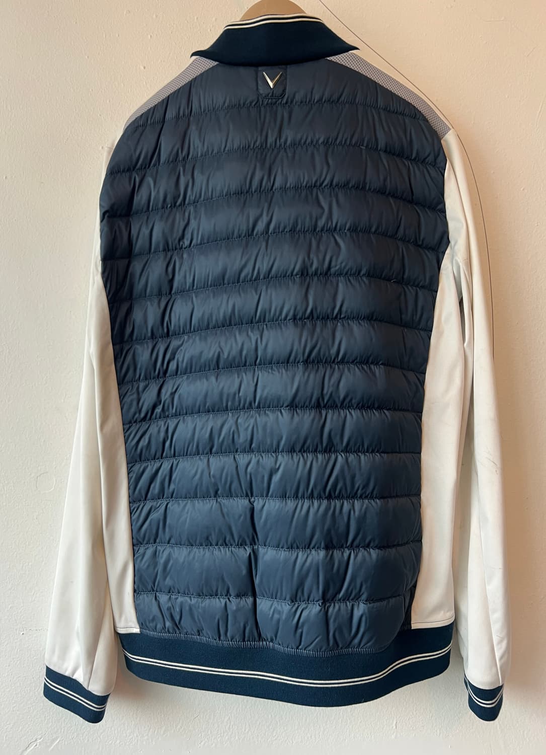 캘러웨이  네이비 간절기 골프 구스경량패딩
 상품이미지10