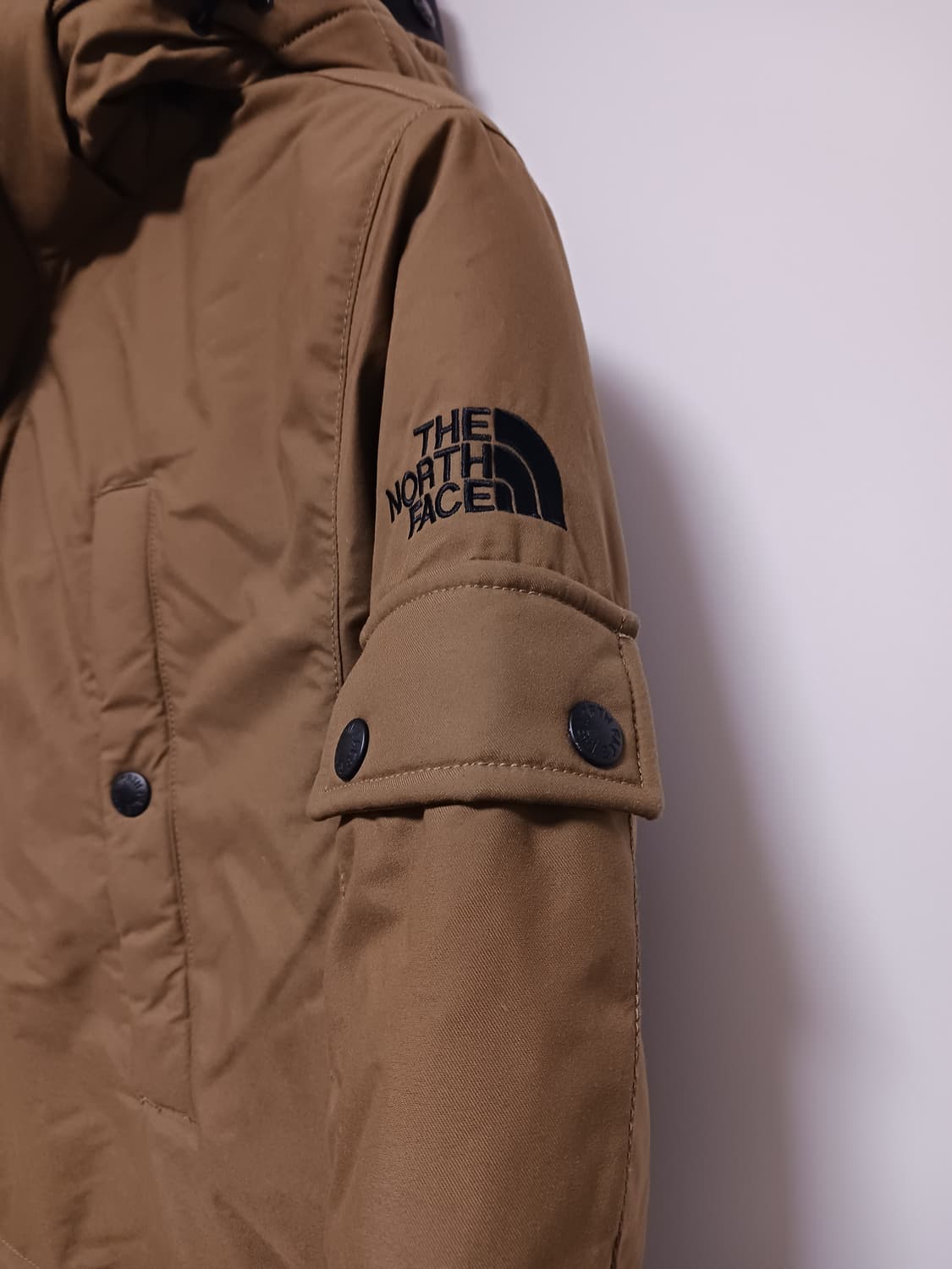 노스페이스 화이트라벨 아론 여성 패딩  상품이미지6