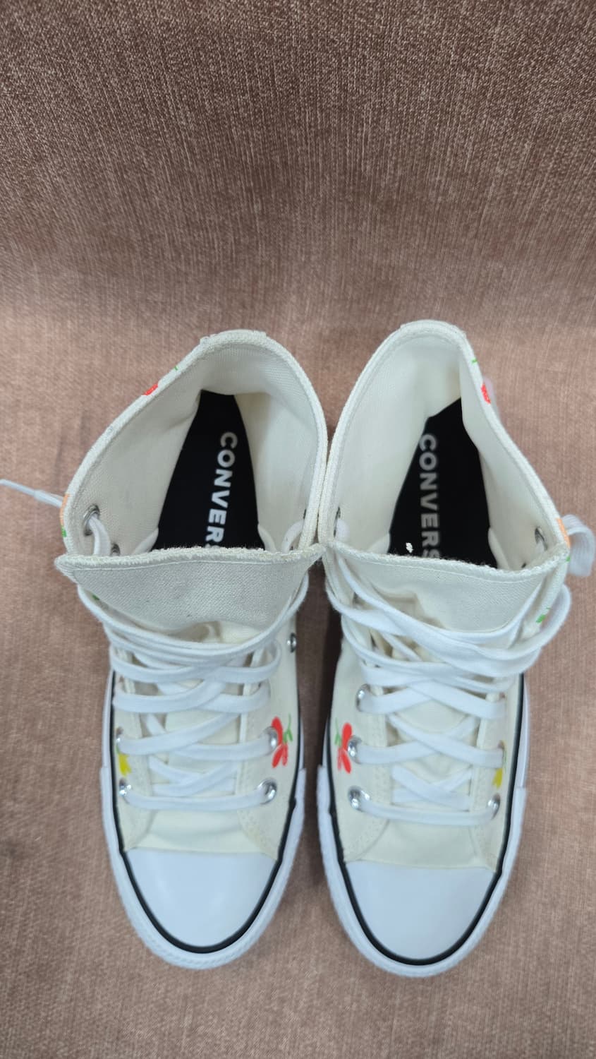 컨버스 미착용 240mm-  꽃 자수 하이 스니커즈 아이보리 상품이미지2