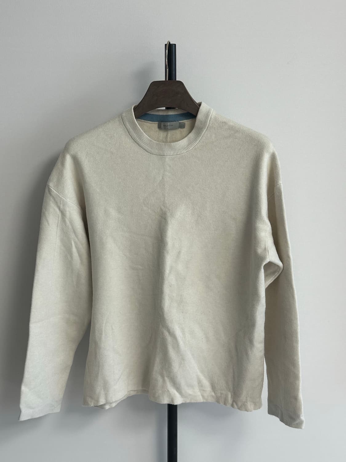 프로젝트엠 PROJECT M 아이보리 맨투맨 상품이미지1