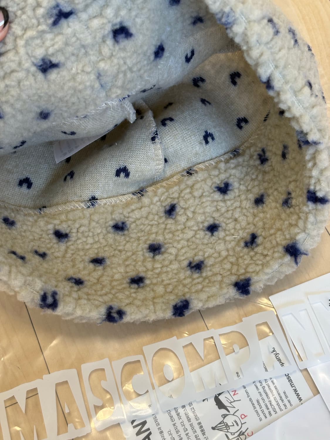 새상품) 마스컴퍼니 플리스 비니 아이보리 상품이미지4