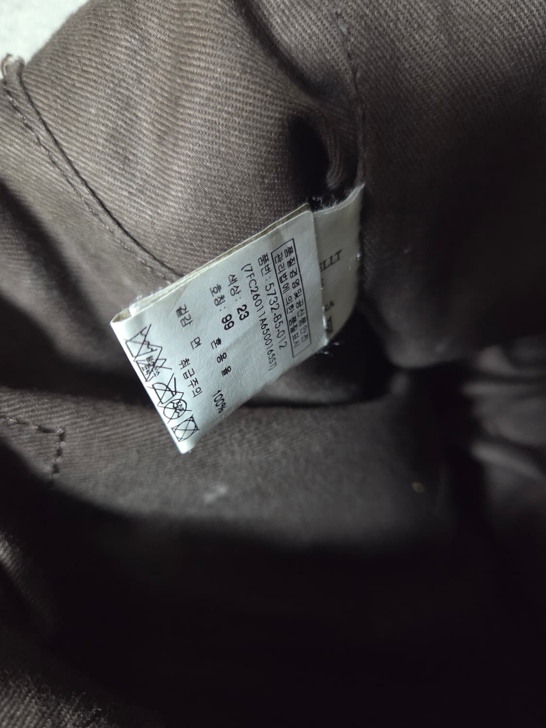 캘빈클라인 왁스코팅 빈티지 크로스백 상품이미지4