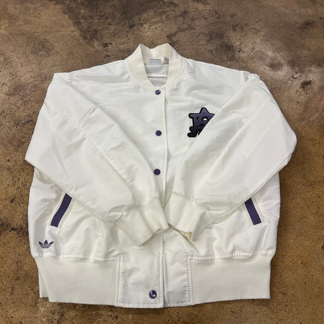 [ 정품/L ] 아디다스 모던 컬리지 봄버 자켓 b1 상품이미지2