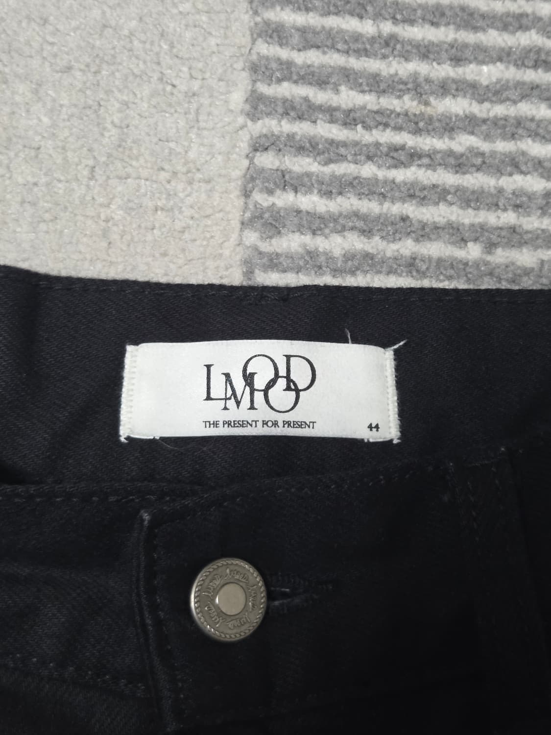 엘무드 레이 플레어 데님 퓨어블랙 44 상품이미지3