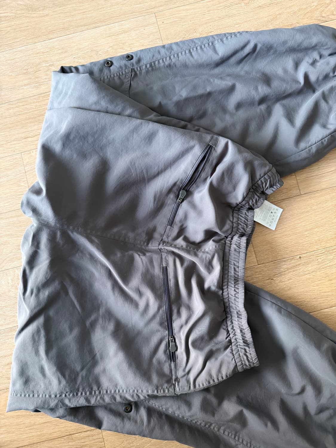 코이세이오 스트랩 트랙팬츠 차콜 상품이미지4