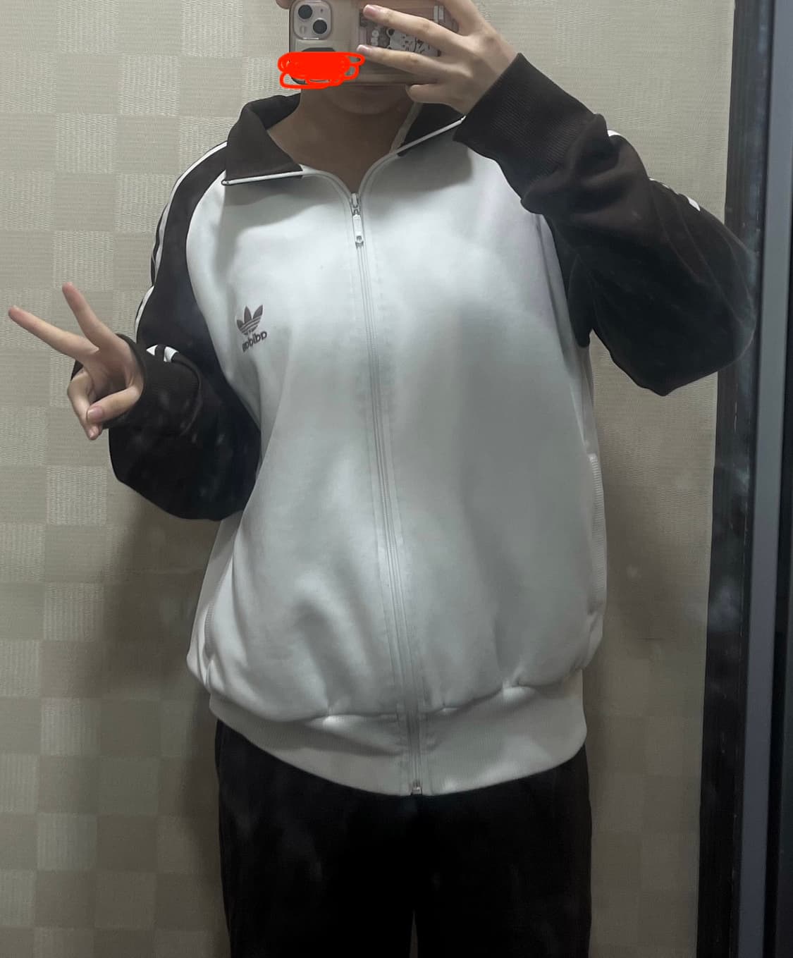 아이다스 브라운+아이보리 져지 팔아요 상품이미지1