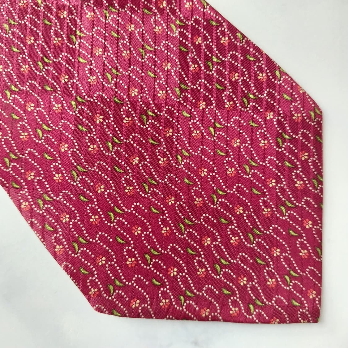 발망 실크 미니 플로럴 지오메트릭 넥타이 9.9cm A+등급 K1602
 상품이미지9