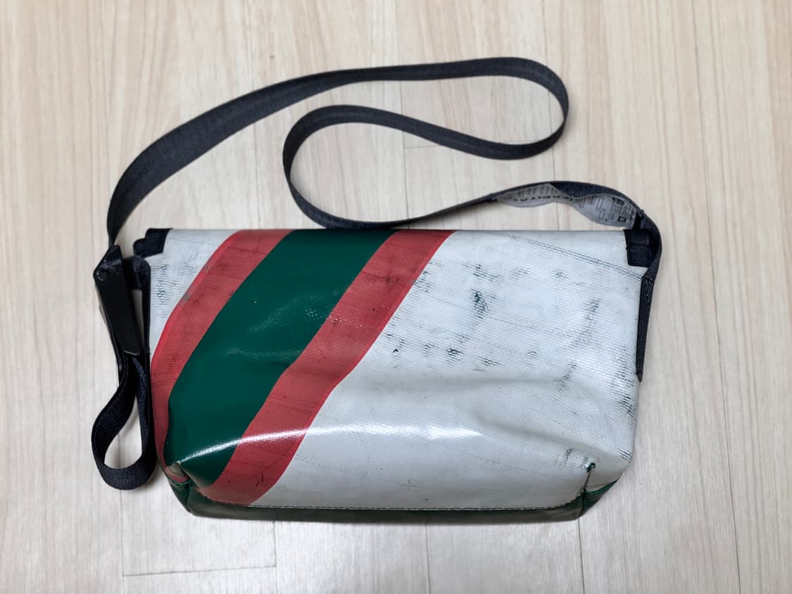 프라이탁 F41 하와이 파이브오 메신저백 상품이미지2