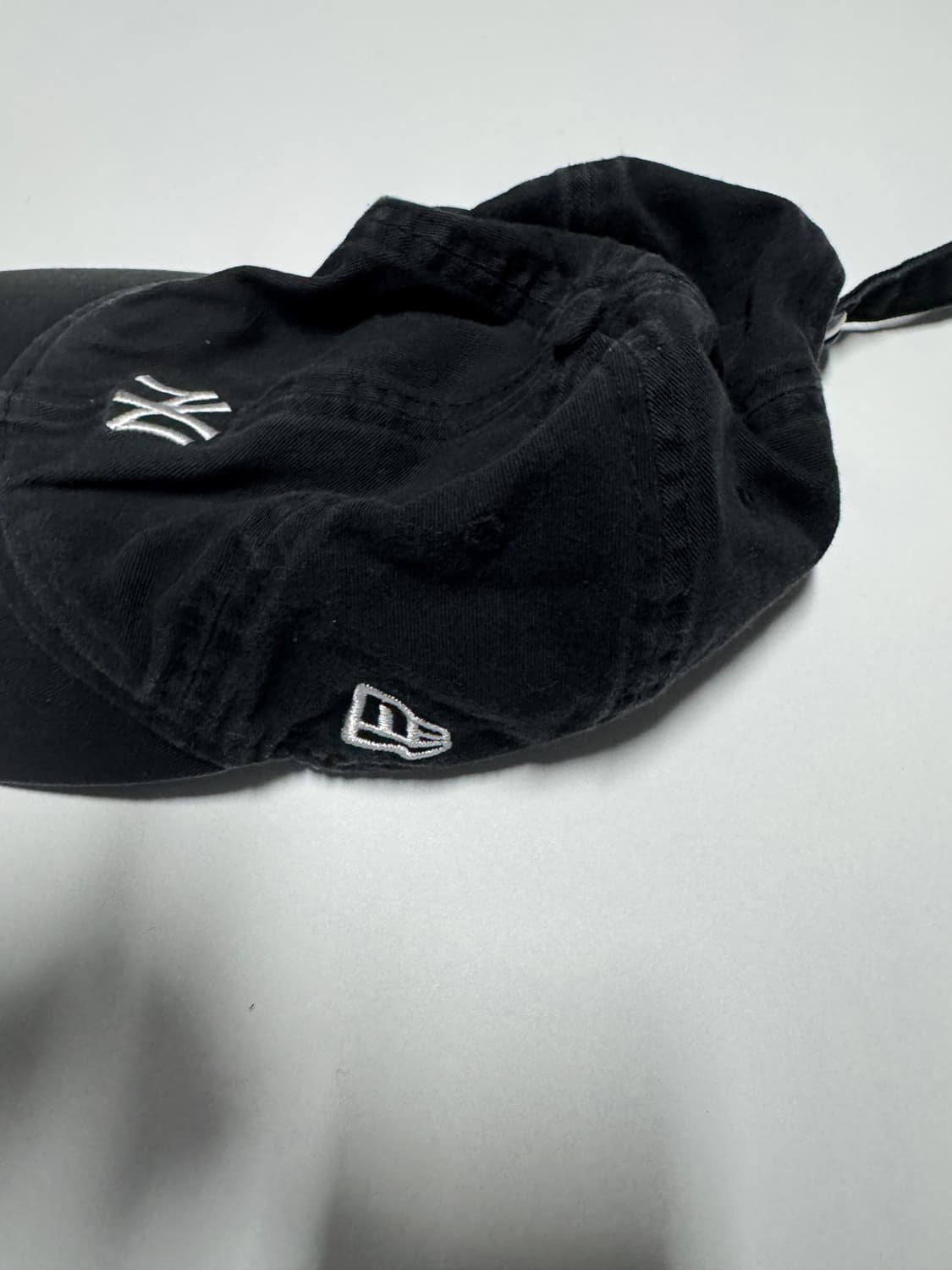 여성 뉴에라 MLB 양키스 스몰 로고 볼캡 모자 상품이미지2