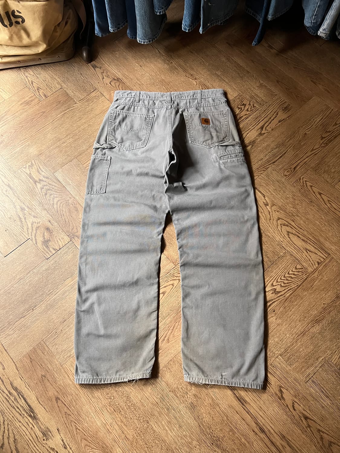 [35]칼하트 USA 그레이 라이트캔버스 싱글니 워크팬츠 상품이미지2