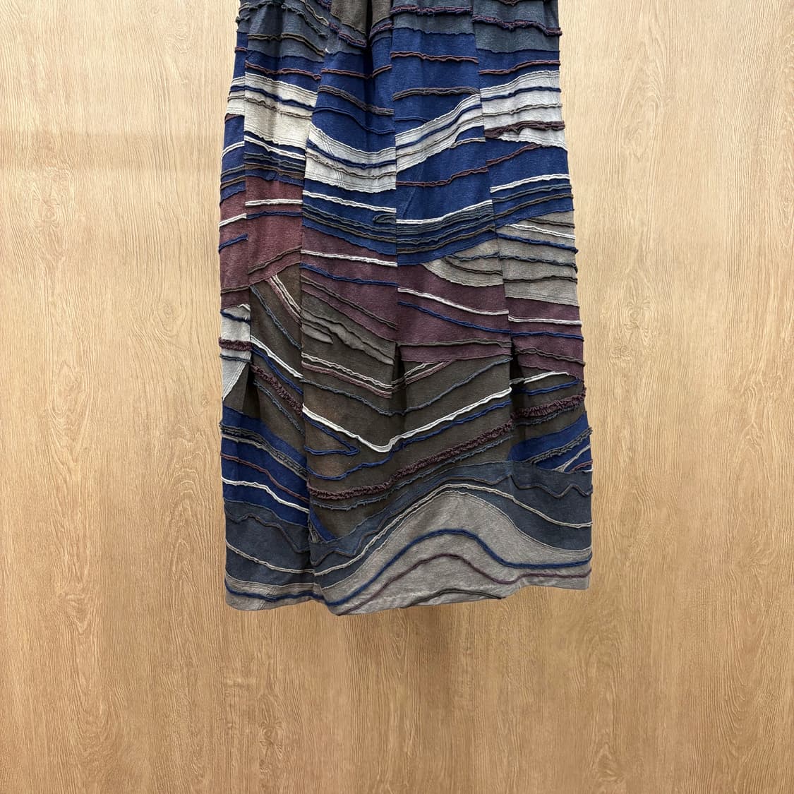 유르겐 렐 롱 스커트 에스닉 텍스처 입체 컬러 라인 패턴 디테일 브라운 상품이미지5