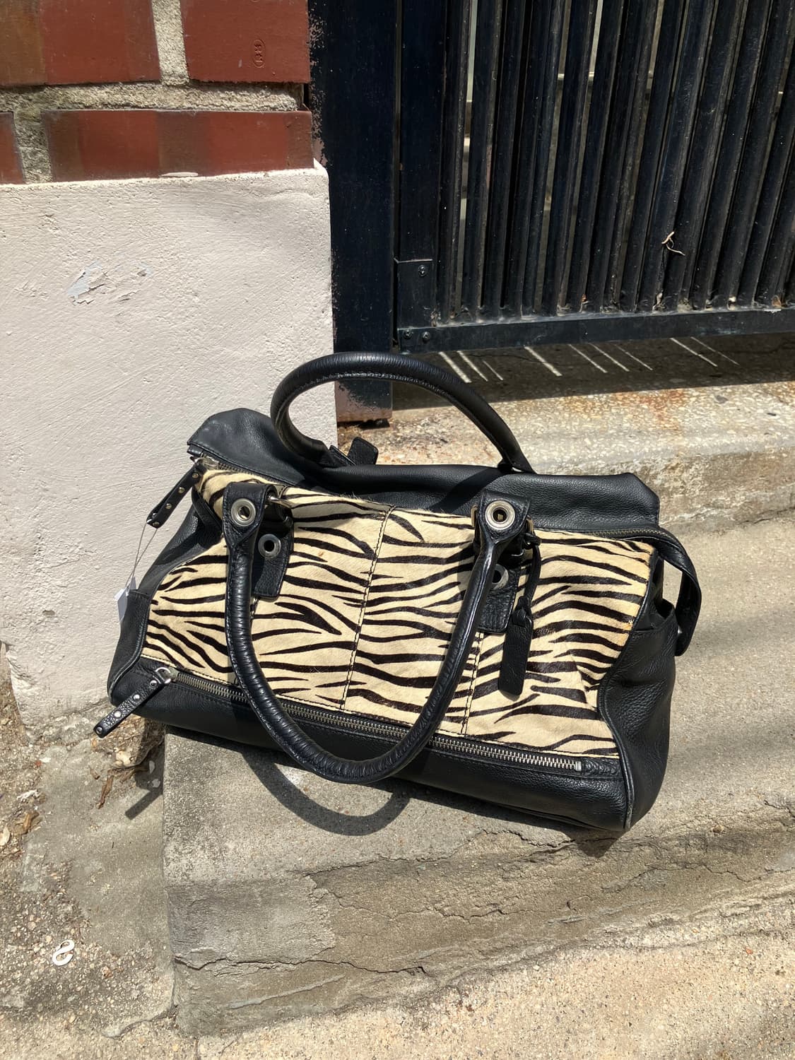 ELLE 지브라 가죽 숄더백 상품이미지2