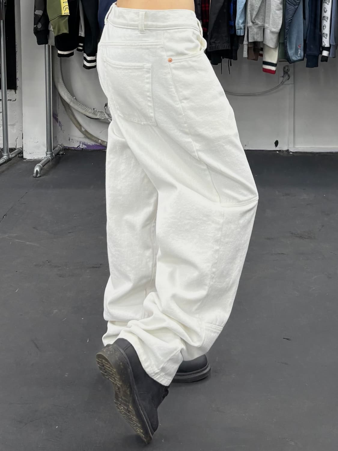 팔라스 덕 화이트 데님팬츠 상품이미지3