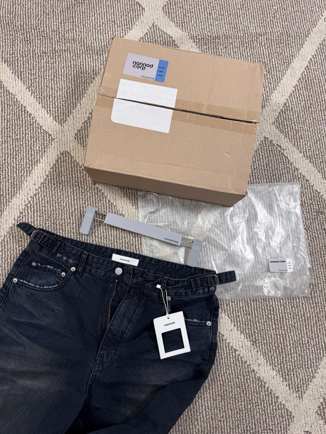 [2] 논노드 젠 더티 오일 워시드 데님 팬츠 상품이미지3