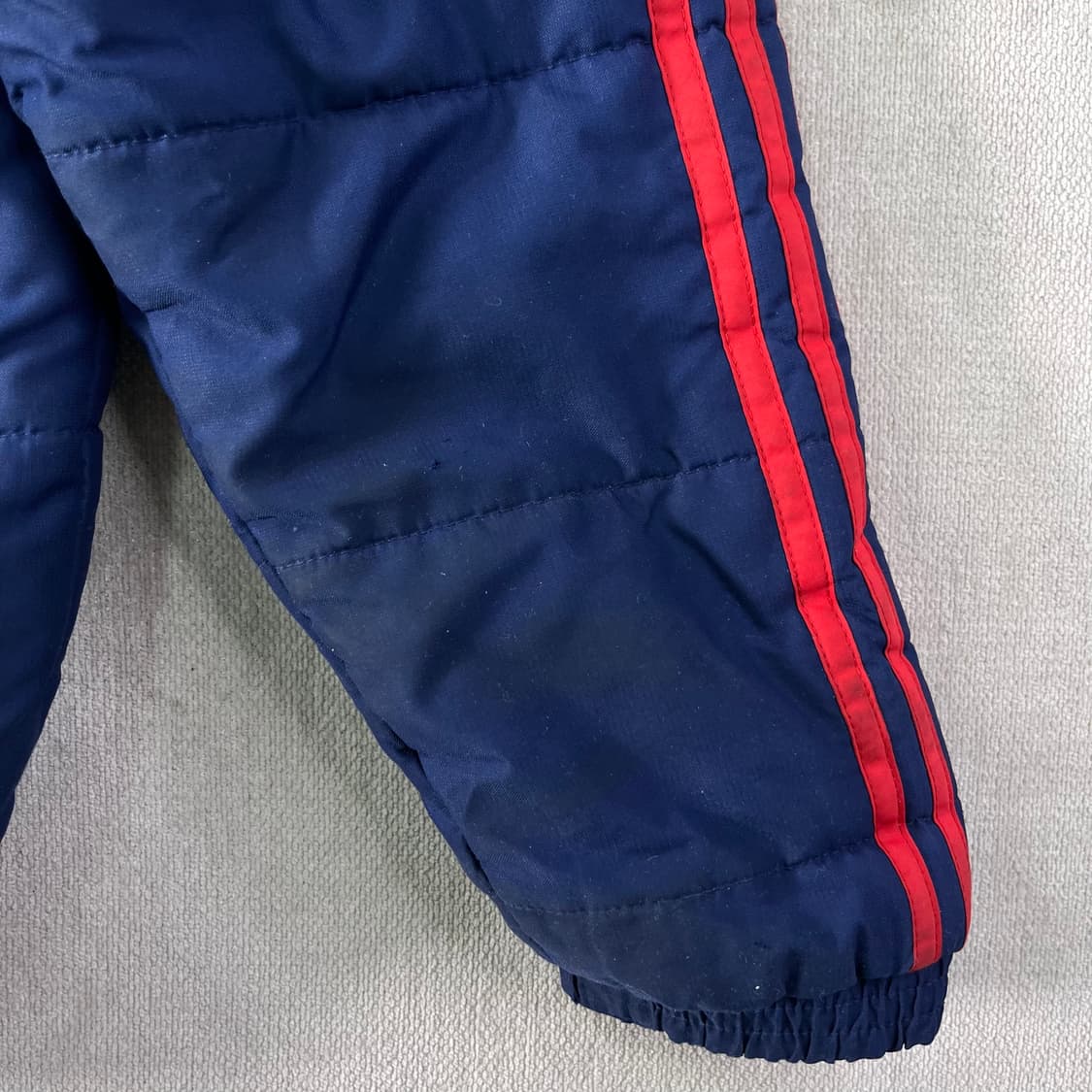 100 아디다스 맨유 푸퍼 패딩 상품이미지6