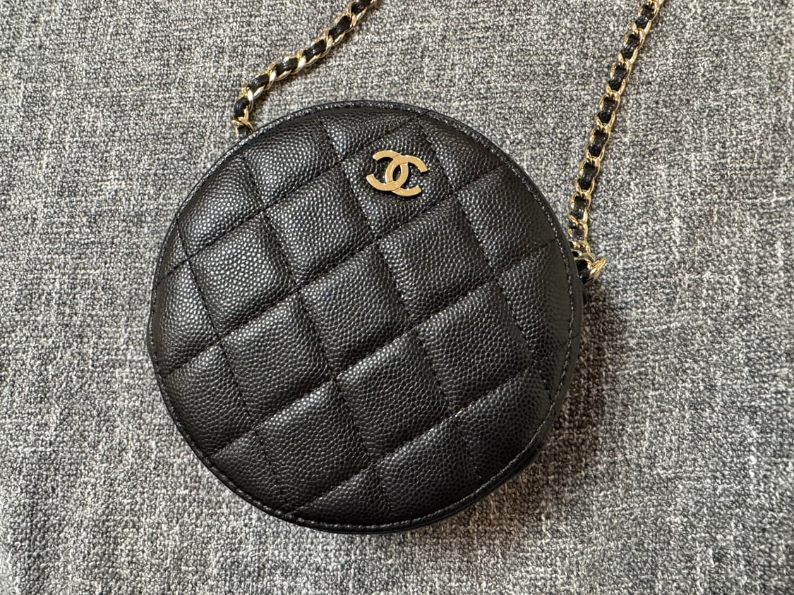 샤넬 동그리 블랙 캐비어 샴페인골드 미니 크로스백 상품이미지2