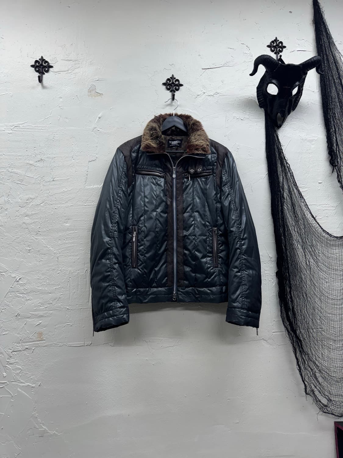 Tornado mart 00s trimming fur down jacke 상품이미지2
