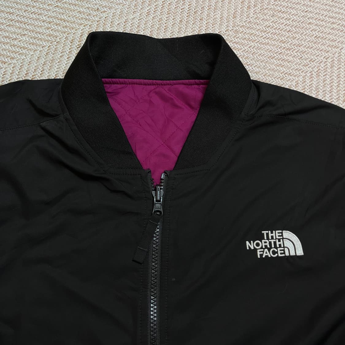 [정품] 노스페이스 블랙/자주 리버시블 누빔 블루종[ S ] 상품이미지8