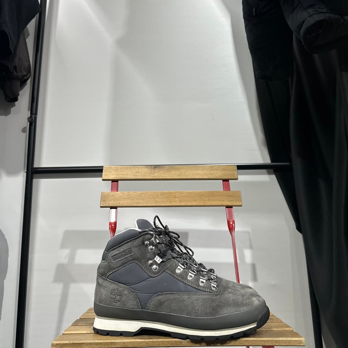 275) 팀버랜드 트레킹화 남성 남자 등산화 그레이 스웨이드 상품이미지1