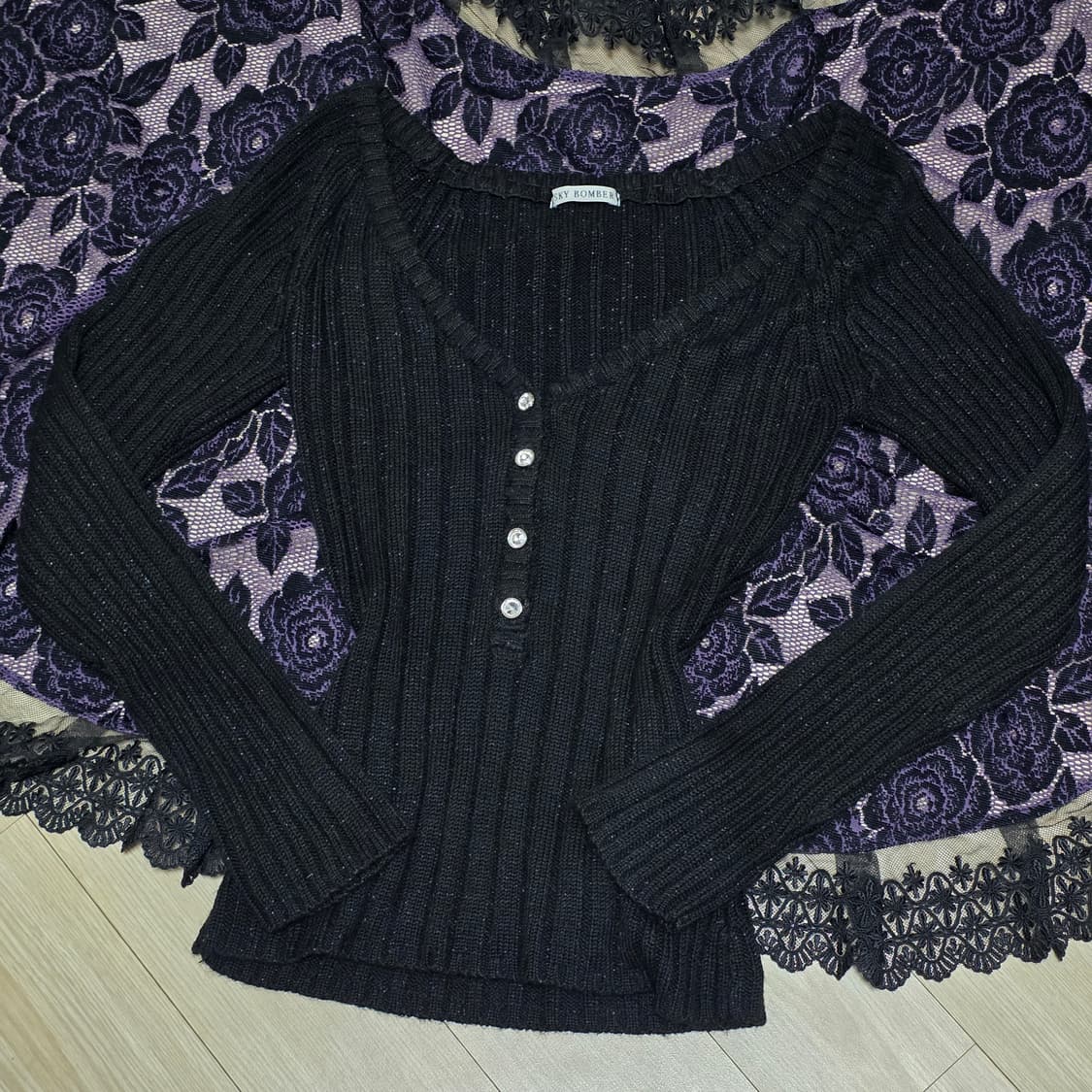 Sky Bomber 일본빈티지) 블랙 고스시크st 나나깔로맨틱 v넥 니트 상품이미지1